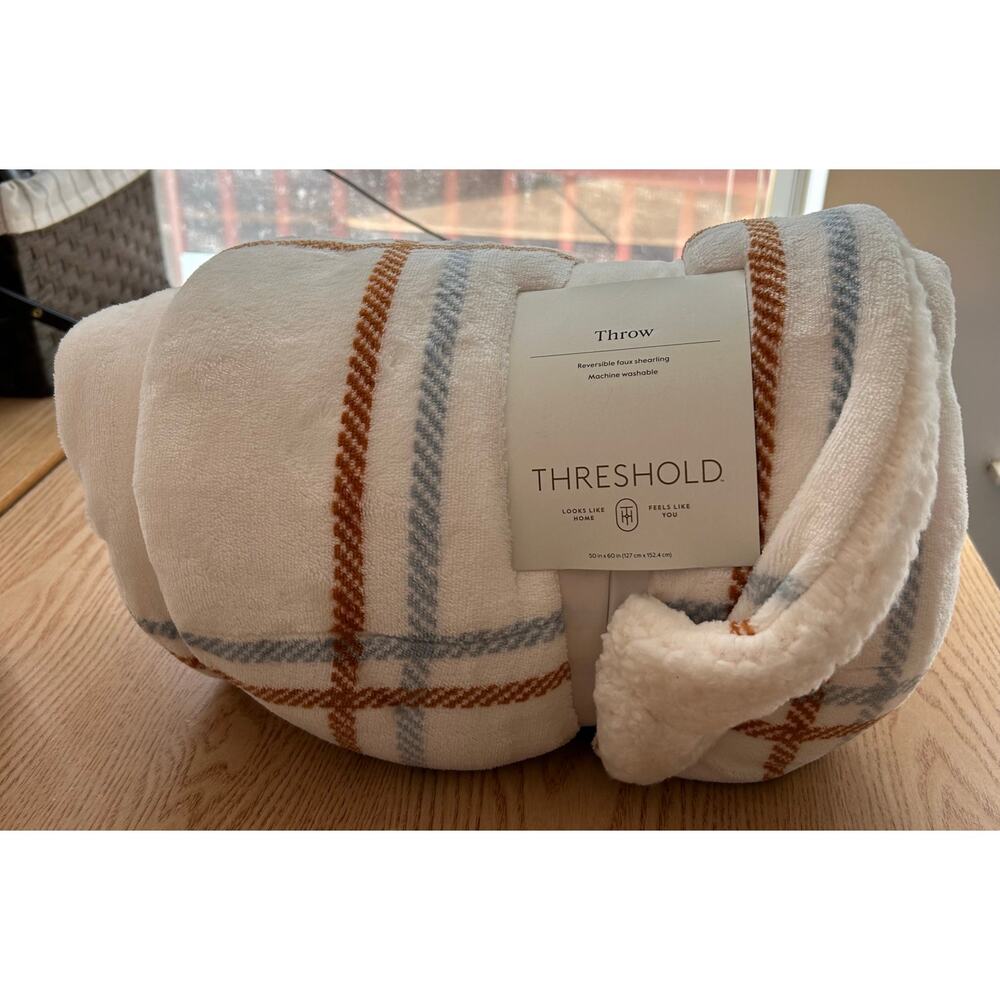 New Threshold 50"x60” White Plaid Fleece Throw Blanket Reversible Faux Shearling
